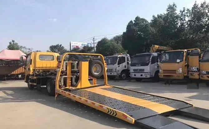 慈溪汽车中途维修案例